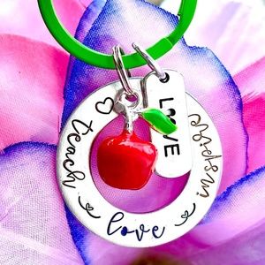 Teacher Keychain - Teacher Gift - Teacher Aide Gift - Teacher Appreciation